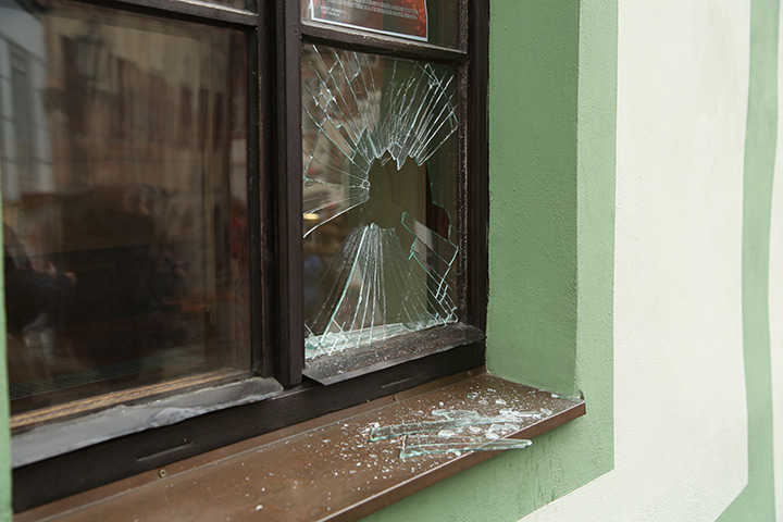A2B Glass are able to board up broken windows while they are being repaired in Lambeth North.